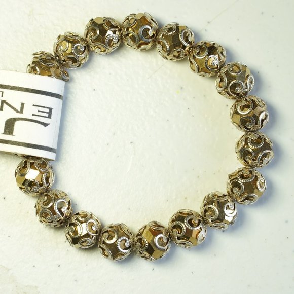 Jewelry - Gold Ornate Detailed 2.5" Stretch Fit Bracelet